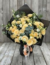 Букет цветов из:  Розы и Лизиантусы в Курилловке