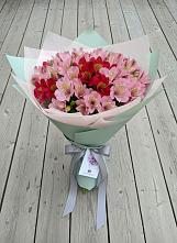 Букет цветов из:  Альстромерии в Курилловке