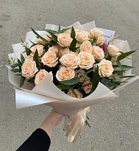 Букет Кремовые розы Латте в Курилловке