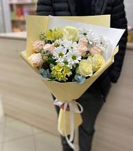 Букет цветов из:  Альстромерии, Розы и Хризантемы в Курилловке