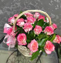 Цветочная композиция из Розы в корзине в Курилловке