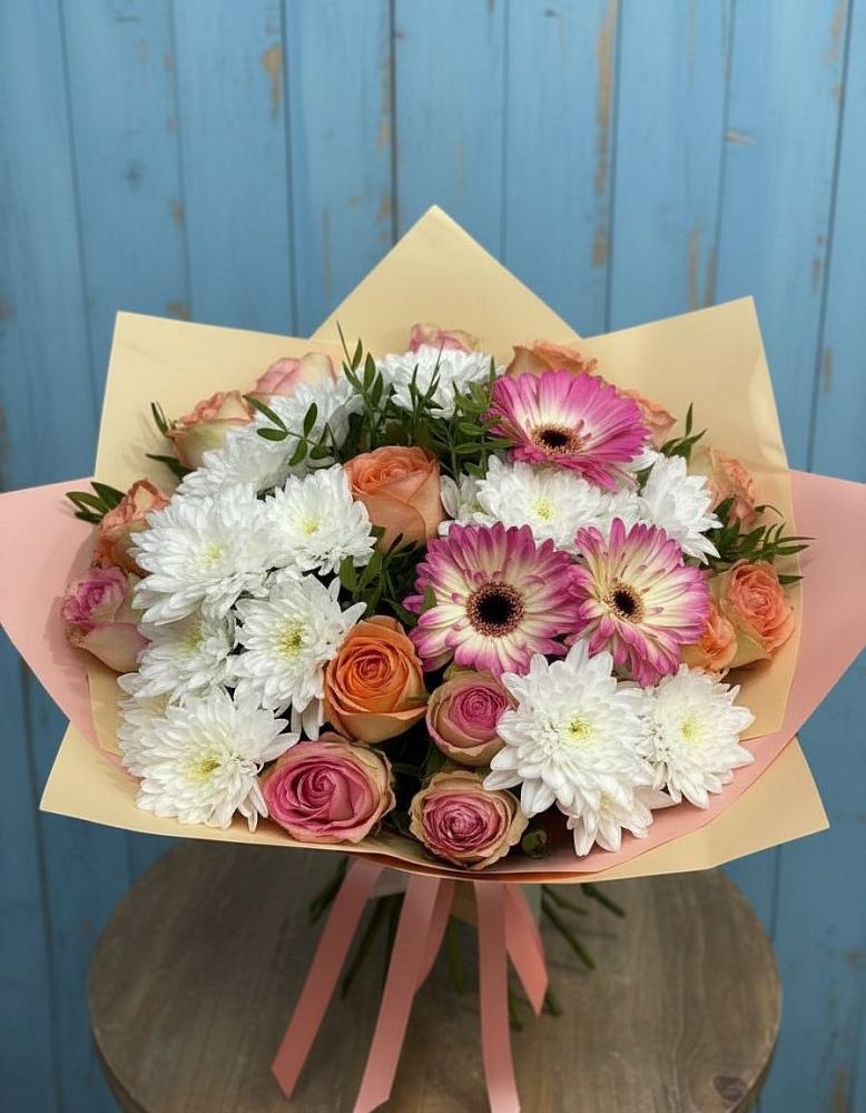 Букет цветов из: Розы, Герберы и Хризантемы в Курилловке