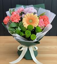 Букет цветов из:  Гвоздики, Розы, Герберы и Хризантемы #REPLACE_PRED# Курилловке
