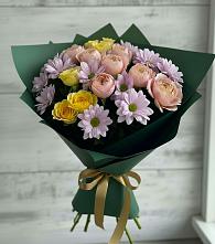 Букет цветов из:  Хризантемы и Розы в Курилловке