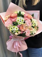 Букет нежные объятья в Курилловке Букет цветов из: Гвоздики, Розы и Хризантемы в Курилловке