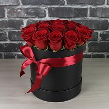 Цветочная композиция из Розы в шляпной коробке в Курилловке